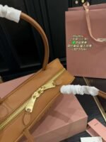 miumiu bowling bag 30x17cm - Image 4