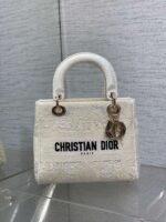 DIOR official website 1:1 embroidered bag premium version - Image 2