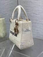 DIOR official website 1:1 embroidered bag premium version - Image 8