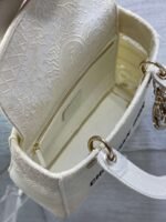 DIOR official website 1:1 embroidered bag premium version - Image 6