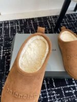 Balenciaga high-end slippers - Image 6