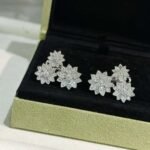 Van Cleef & Arpels Three Flower Earrings - Image 2