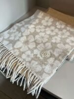 CHANEL women scarf floral embroidered logo - Image 6