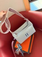 Hermes hobo bag handbag - Image 6