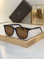 Tom Ford Sunglasses Premium Edition - Image 6