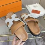 Hermes Original  slippers - Image 5