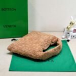 BOTTEGA VENETA Handbag Premium Edition 41×20.5×7.5cm - Image 4