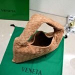 BOTTEGA VENETA Handbag Premium Edition 41×20.5×7.5cm - Image 6