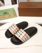 Burberry summer slippers - Image 6