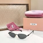 miumiu sunglasses premium version SIZE: 50 mouth 18-140 - Image 3