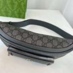 GUCCI Men’s Waist Bag Premium Edition 26x13x5cm - Image 4