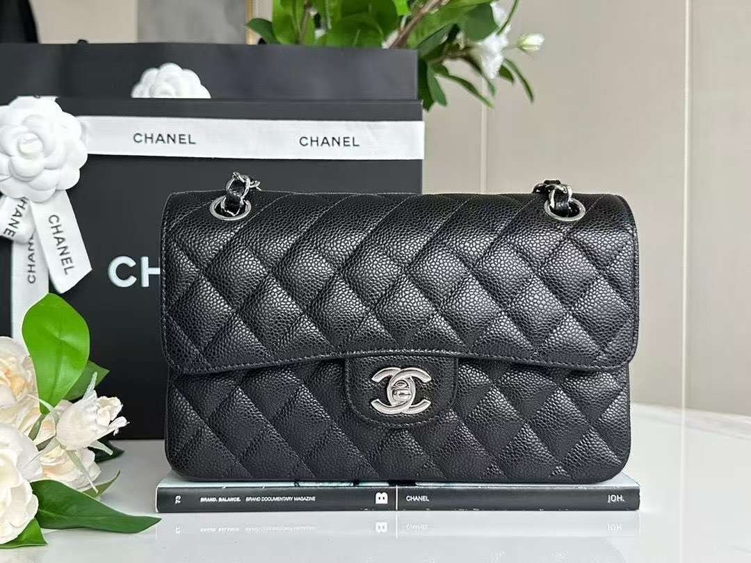 微信图片_20250707102532.jpg Chanel CF classic Flap Lychee Ball Bag Premium Edition 15.5×25.5×6.5cm - Image 1