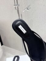 THE ROW 2025 Summer New Simple Flip-Flops - Image 5