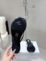 THE ROW 2025 Summer New Simple Flip-Flops - Image 3