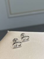 Hermès pig nose earrings - Image 3