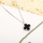 Van Cleef & Arpels Silver Necklace Premium Edition - Image 3