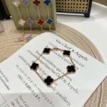 Van Cleef & Arpels Four-Leaf Clover Bracelet Premium Edition Rose Gold - Image 7