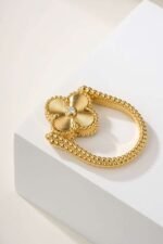 Van Cleef & Arpels double-sided rotatable ring, rose gold carnelian model, gold blue chalcedony model（5-8） - Image 3