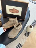 UGG autumn and winter classic mini short boots comfortable short tube - Image 2