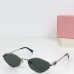 miumiu sunglasses Size: 56-17-140 - Image 2