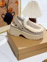 UGG Fall/Winter Esme Kroger Shoes - Image 15