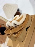 UGG Fall/Winter Esme Kroger Shoes - Image 10