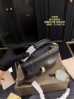 Bulgari,  women’s crossbody bag 20*15cm - Image 6