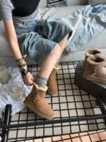 UGG women’s snow boots - Image 10