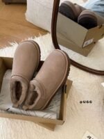 UGG shoes - Image 7