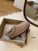 UGG shoes - Image 6