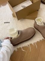 UGG shoes - Image 4