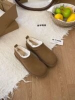 UGG shoes - Image 15