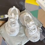 Balenciaga Clunky Sneaker sports shoes - Image 15