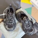 Balenciaga Clunky Sneaker sports shoes - Image 17