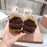 miumiu&New Balance New autumn/winter fleece-lined sneakers The lining is made of wool. - Image 9