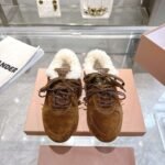miumiu&New Balance New autumn/winter fleece-lined sneakers The lining is made of wool. - Image 2