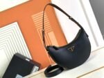 PRADA New Moon handbag, high-quality 1:1 replica. Dimensions: 22.5 x 18.5 x 6.5 cm
