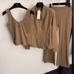 Alo new yoga and workout three-piece set - Image 11