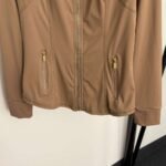 Alo new yoga and workout three-piece set - Image 6