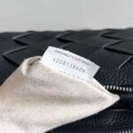BOTTEGA VENETA High-Quality 1:1 Replica Bag Dimensions: 25*15*5 cm - Image 9