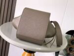 Loewe Hammock bag (premium version) dimensions: 20x19x14cm - Image 7