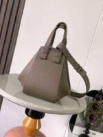 Loewe Hammock bag (premium version) dimensions: 20x19x14cm - Image 6