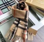 Burberry scarf 30x180cm - Image 5